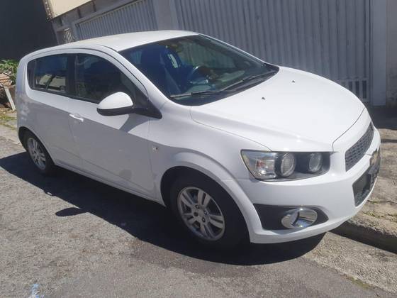 CHEVROLET SONIC 1.6 LTZ 16V FLEX 4P AUTOMÁTICO CHEVROLET SONIC 1.6 LTZ 16V FLEX 4P AUTOMÁTICO